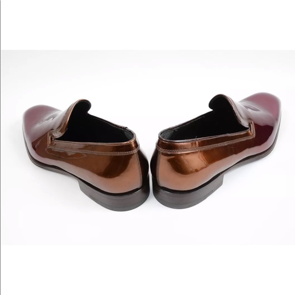 Salvatore Ferragamo 8.5 wine two tone shoe $325 - Picture 3 of 8